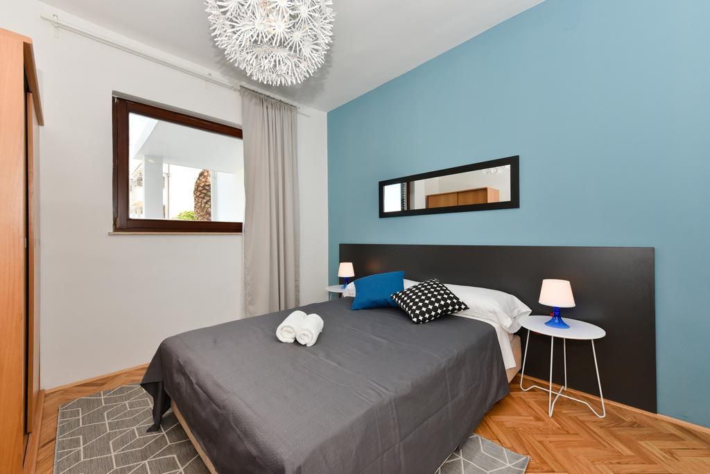 Mediterraneo Garden Apartments Petrcane Esterno foto